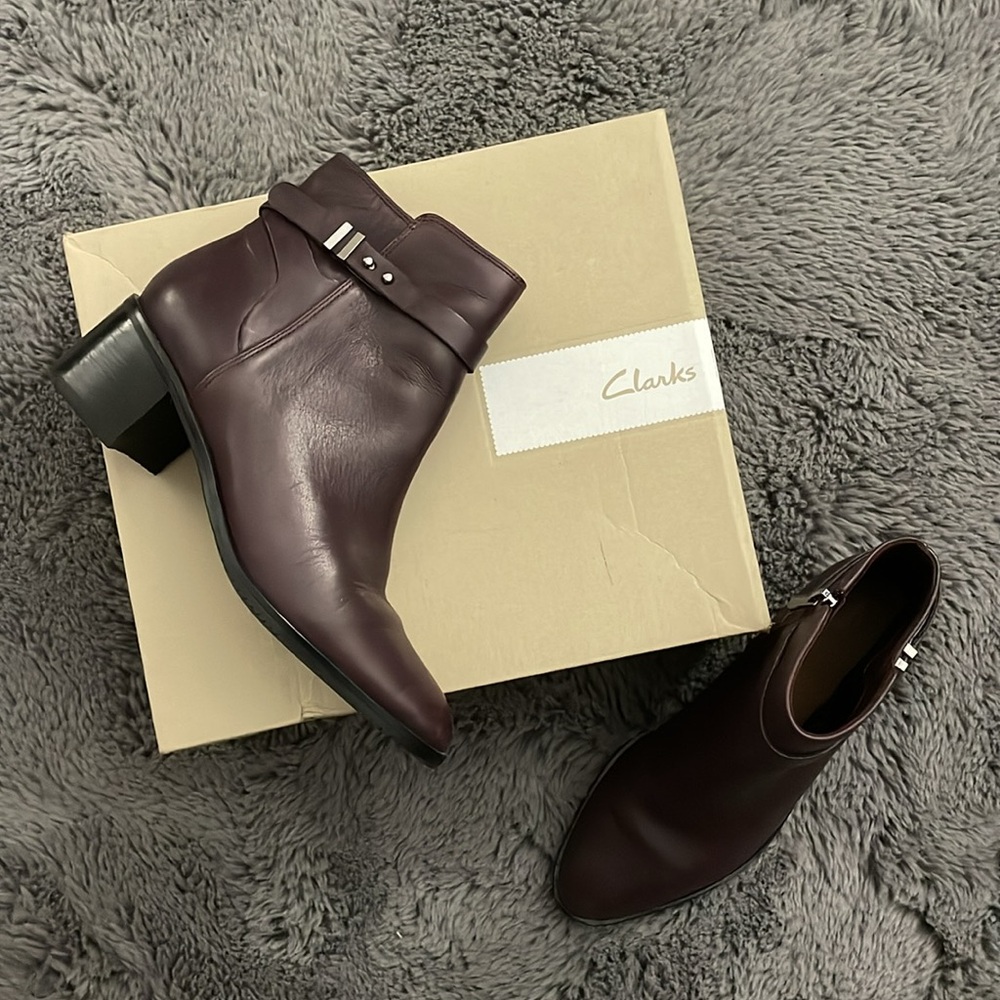 Clarks Poise Freya Aubergine Leather Ankle Boots